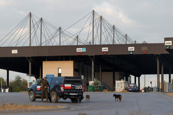 Косово закрывает пограничные переходы на фоне протестов